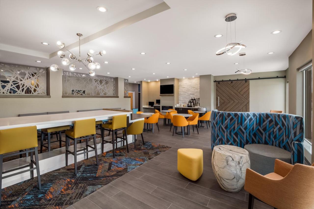 La Quinta Inn & Suites By Wyndham Sulphur Lake Charles Buitenkant foto
